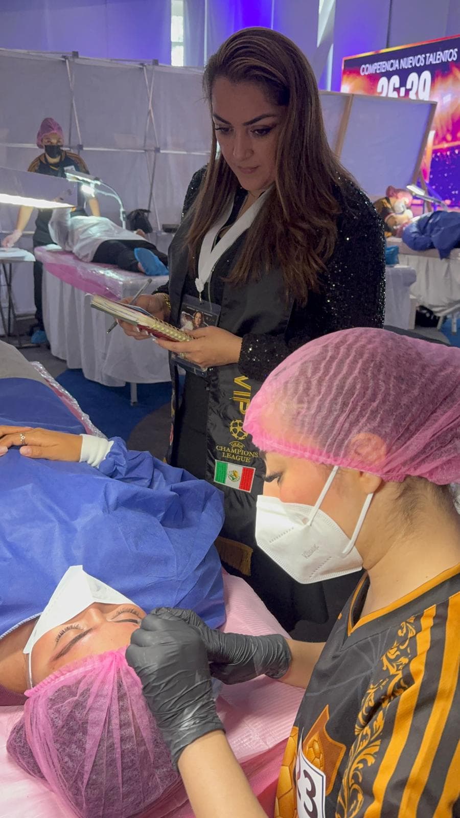 Laura Álvarez calificando en competencia PMU internacional
