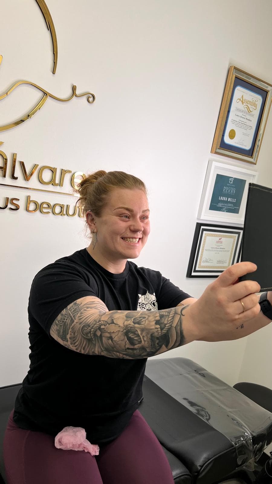 Clienta en consulta — LA Studio Brows Beauty